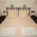 Porta Marmorea Hotel