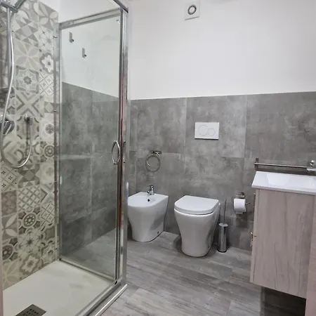 Porta Marmorea מלון
