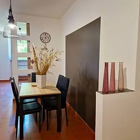Porta Marmorea 3*