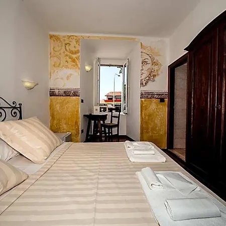 Отель Porta Marmorea 3*
