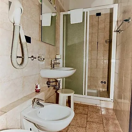 Porta Marmorea מלון