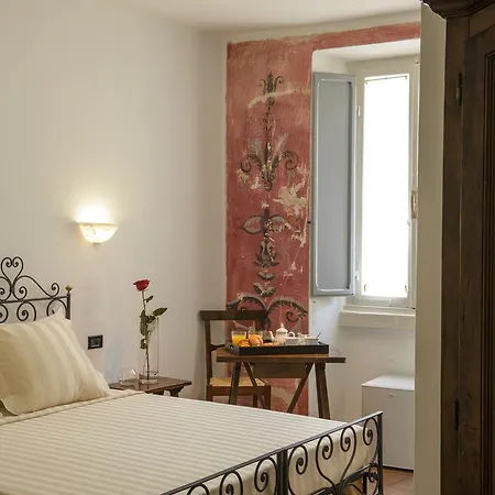 Porta Marmorea Hotel 3*