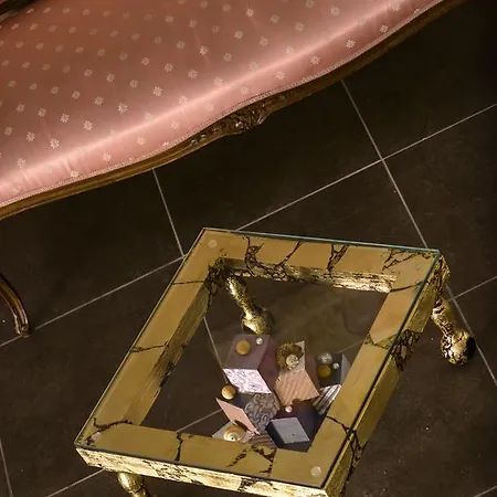 Hotel Porta Marmorea