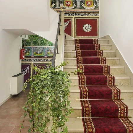 Porta Marmorea