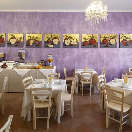 Porta Marmorea Hotel