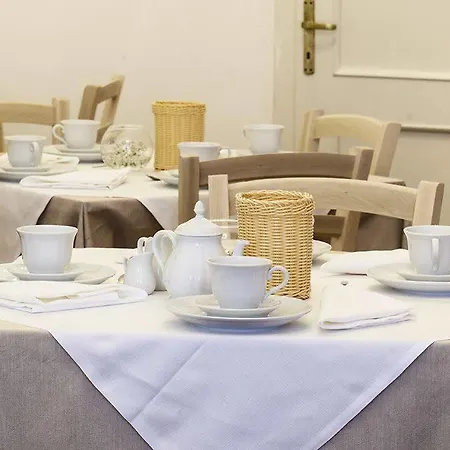 Hotel Porta Marmorea