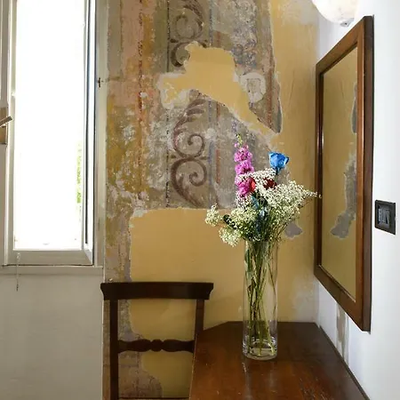 Porta Marmorea Hotel