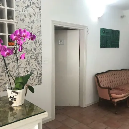 Porta Marmorea 3* Gubbio